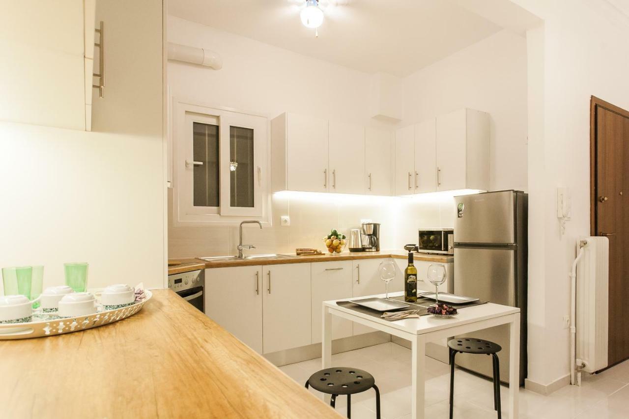 Classy And Stylish Private Apartment At Acropolis Museum Metro Station 아테네 외부 사진