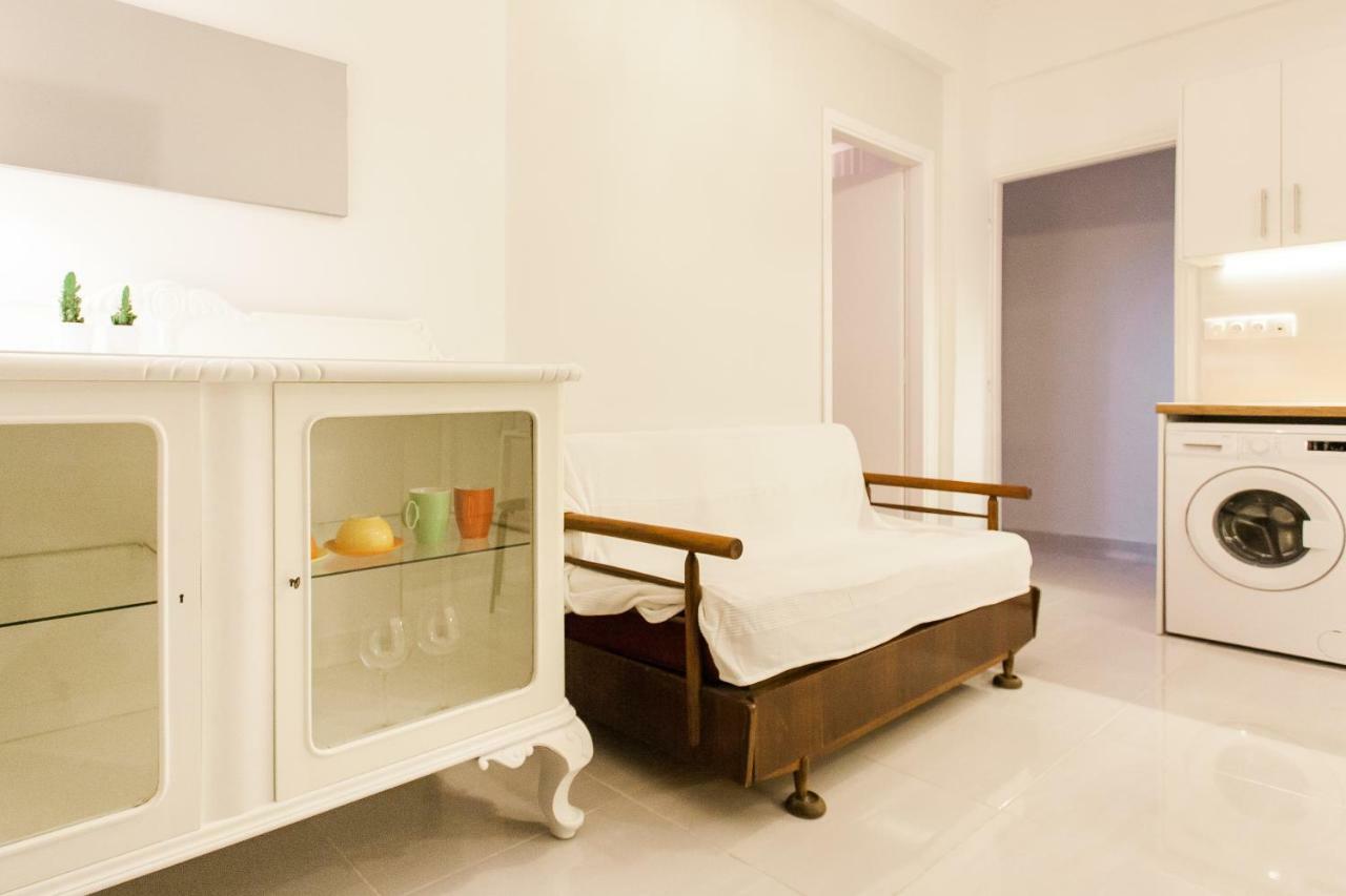 Classy And Stylish Private Apartment At Acropolis Museum Metro Station 아테네 외부 사진