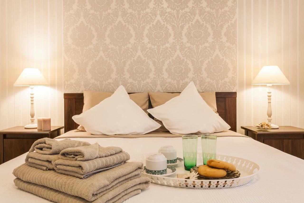 Classy And Stylish Private Apartment At Acropolis Museum Metro Station 아테네 외부 사진